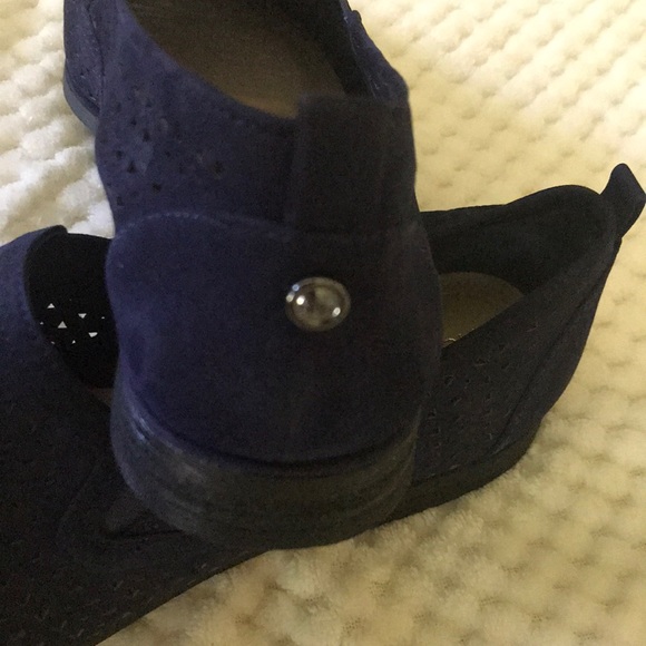 Blue suede loafers - Picture 4 of 6